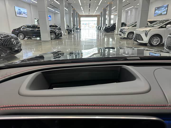 Mercedes-Benz GLC 2025 AMG GLC 43 4 MATIC — фото 13