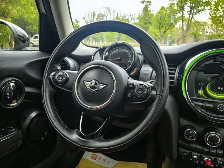 MINI Hatch — фото 14