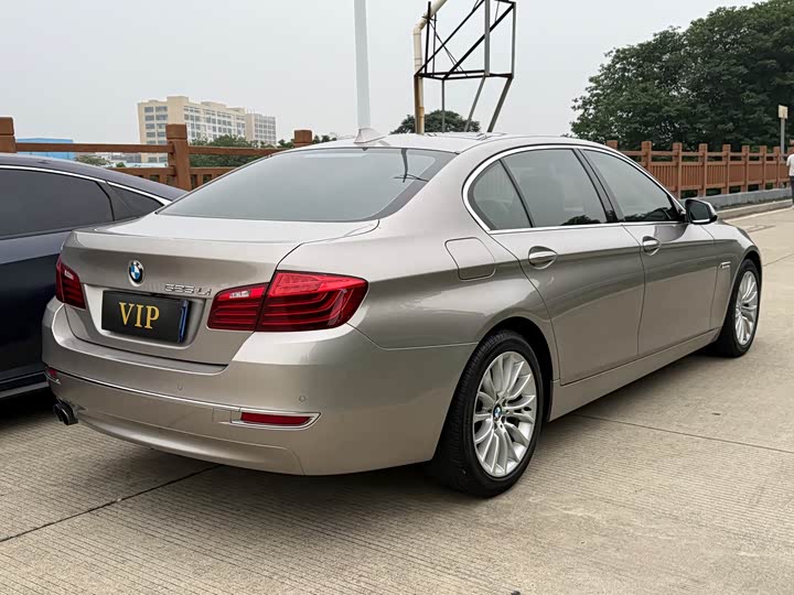 BMW 5-Series 2014 525 Li — фото 7