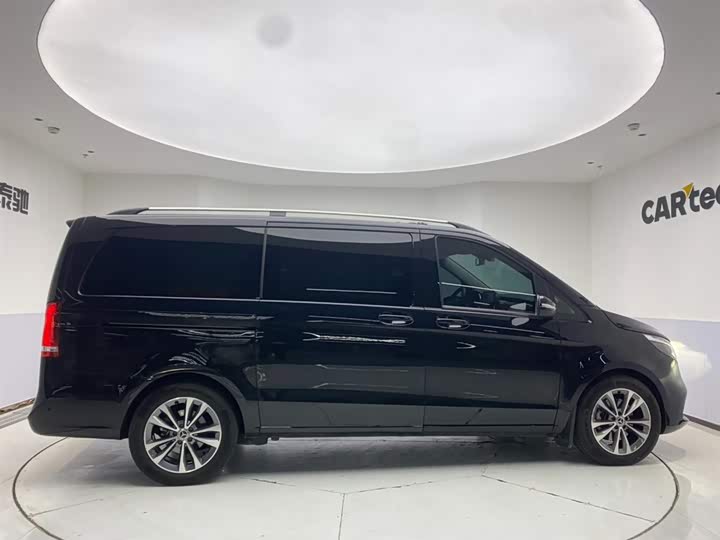 Mercedes-Benz V-Class 2022 V 260 — фото 4