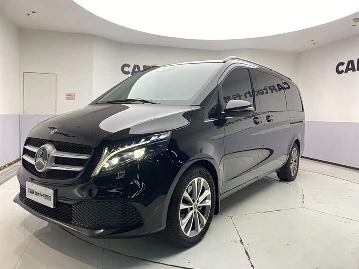 Mercedes-Benz V-Class 2022 V 260 — фото 1