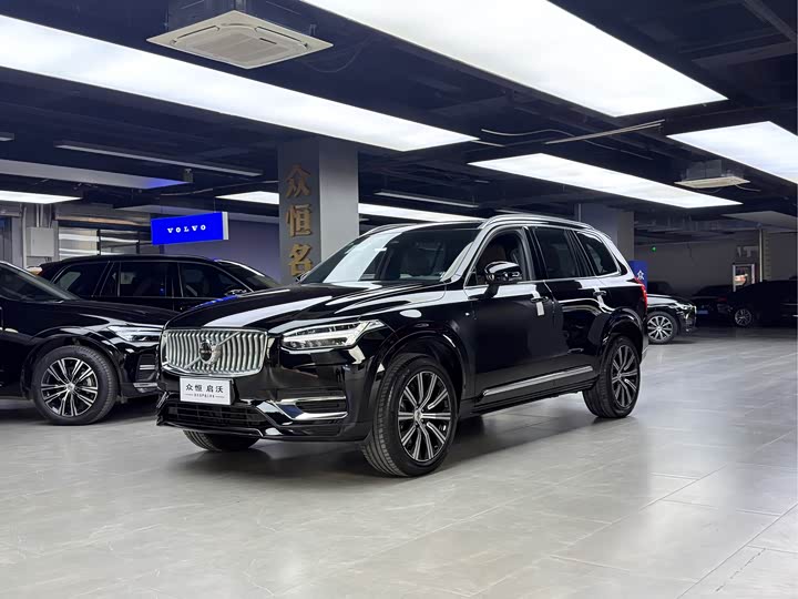 Volvo XC90 2024 B 6 7 — фото 1