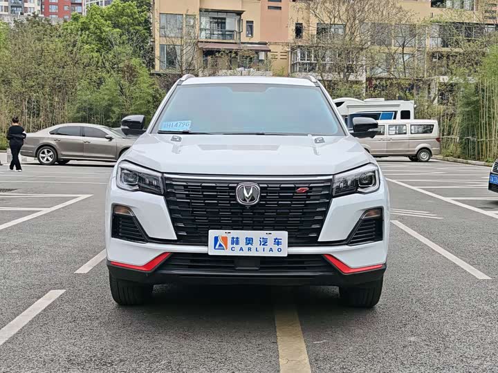 Changan CS75 2023 1.5 T DCT — фото 3