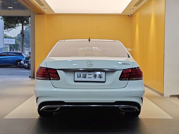 Mercedes-Benz E-Class 2015 E 200 L Sport — фото 28