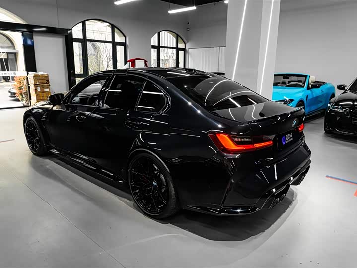BMW M3 2024 M 3 M x Drive — фото 3
