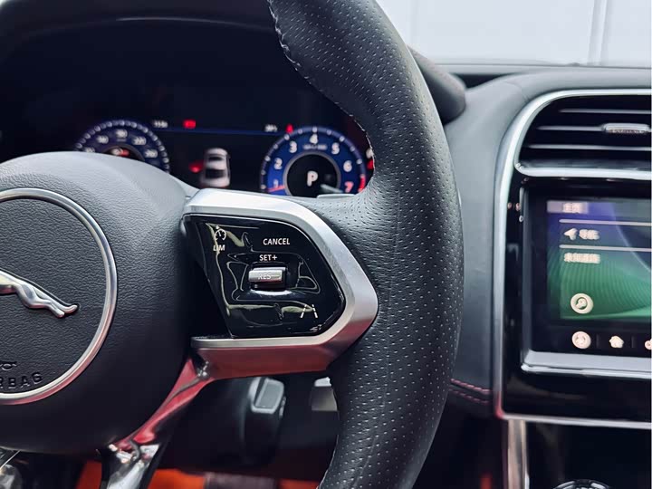 Jaguar XEL 2020 2.0 T 200 PS R-DYNAMIC S — фото 20