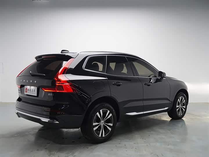 Volvo XC60 2024 B 5 4 WD — фото 14