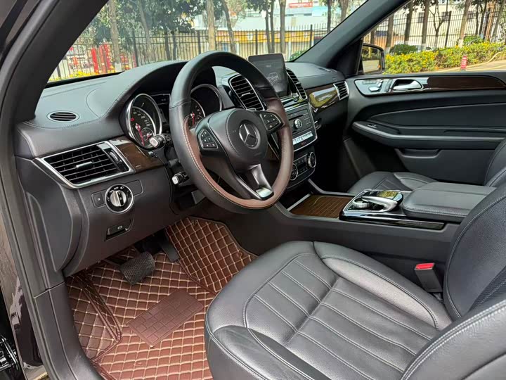 Mercedes-Benz GLS 2018 GLS 400 4 MATIC — фото 27