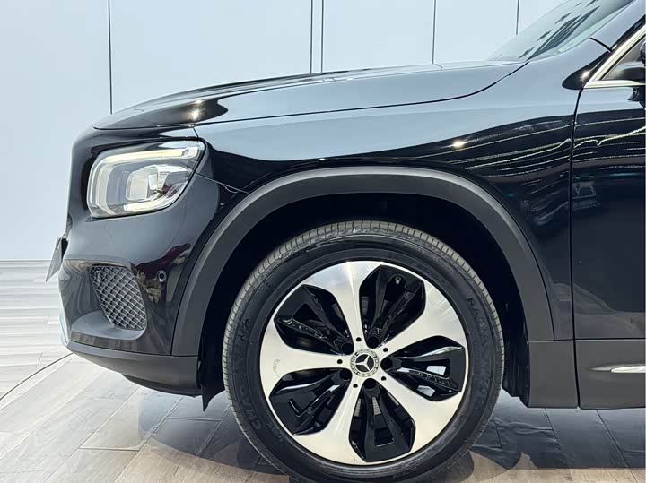 Mercedes-Benz GLB 2020 GLB 200 — фото 29