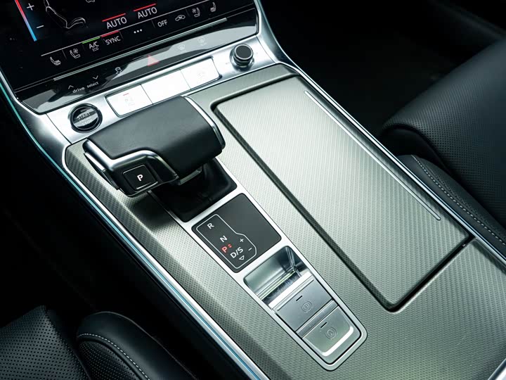 Audi A6L 2025 45 TFSI — фото 8