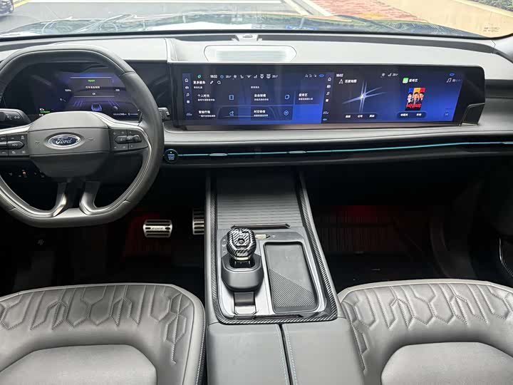 Ford Edge — фото 13