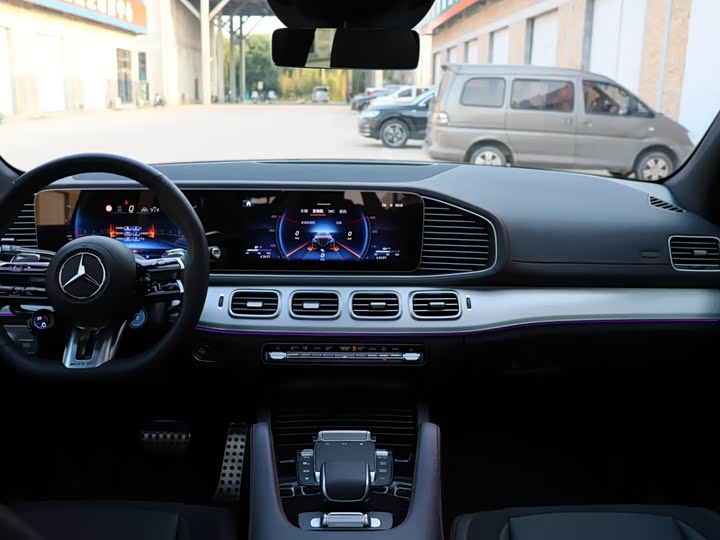 Mercedes-Benz GLE 2025 AMG GLE 53 4 MATIC+ — фото 11