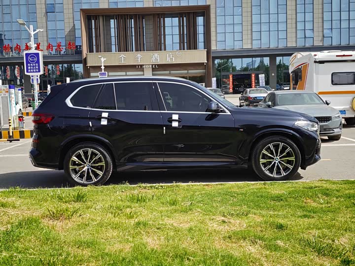 BMW X5 2021 x Drive 45e M — фото 10