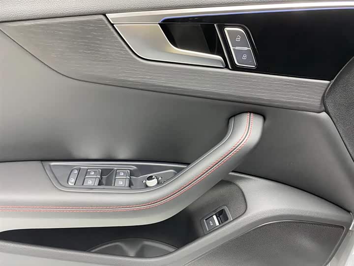 Audi A4L 2024 40 TFSI — фото 24
