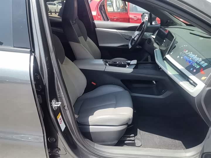 Changan UNI-T 2023 1.5 T Premium — фото 25