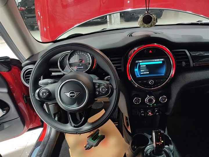 MINI Hatch — фото 12