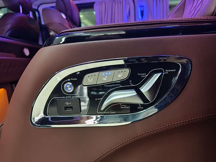 Mercedes-Benz V-Class 2018 V 260 L VI — фото 30
