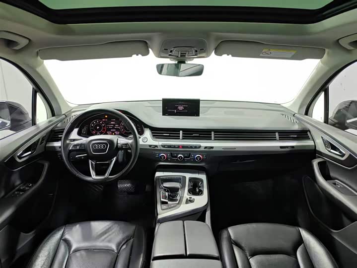 Audi Q7 2019 45 TFSI Comfort — фото 10