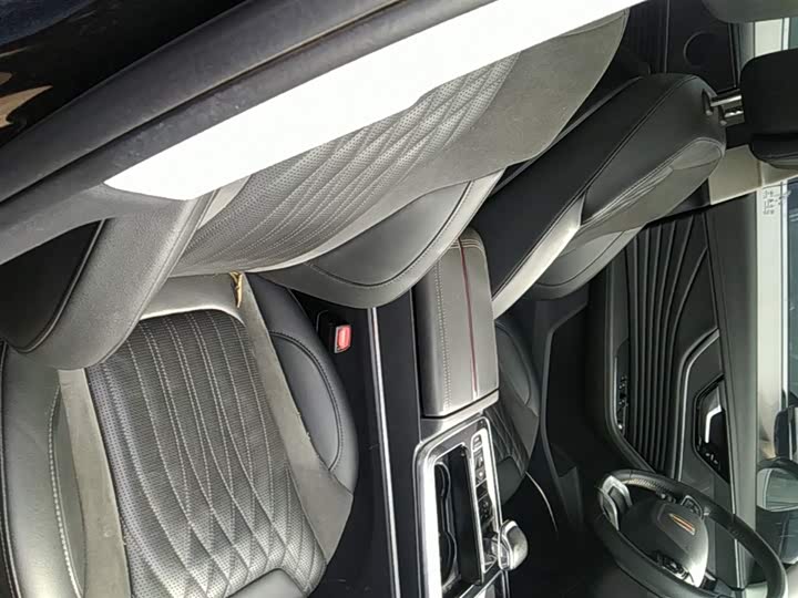 Hongqi HS5 2023 2.0 T Pro — фото 25