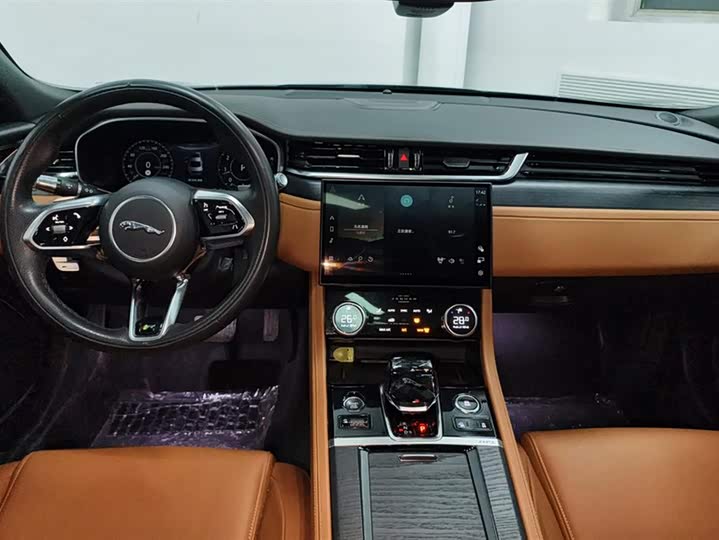 Jaguar XFL 2022 XFL 2.0 T P 250 2 WD — фото 12