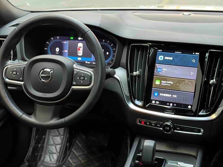 Volvo S60 2023 B 4 — фото 15