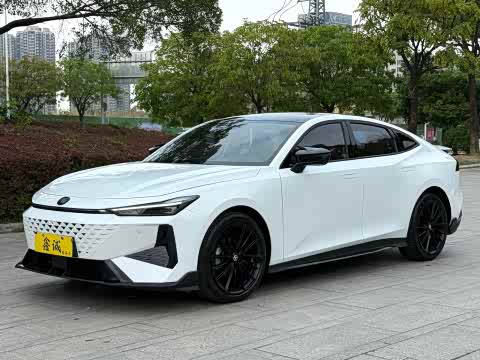 Changan UNI-V 2024 1.5 T Sport — фото 22