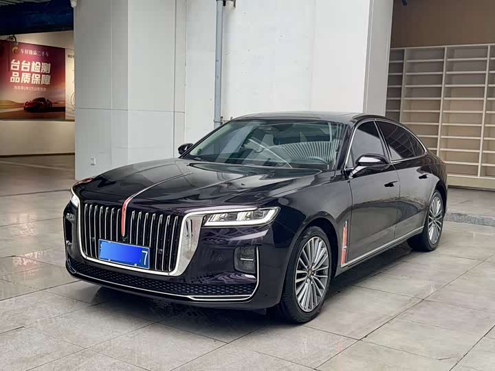 Hongqi H9 2022 2.0 T — фото 1