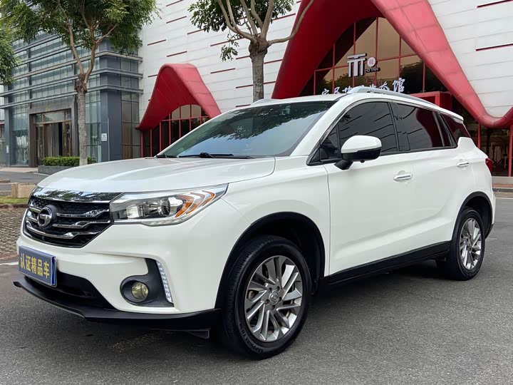 Trumpchi GS4 2017 200 T G-DCT 2 WD — фото 1