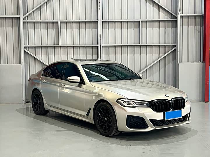 BMW 5 Series 525i M спортпакет — фото 3