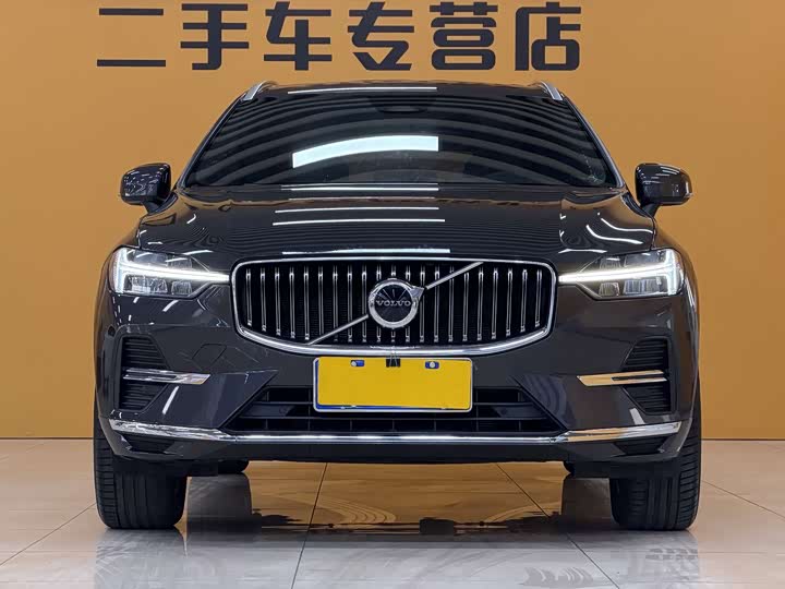 Volvo XC60 2022 B 5 4 WD — фото 2