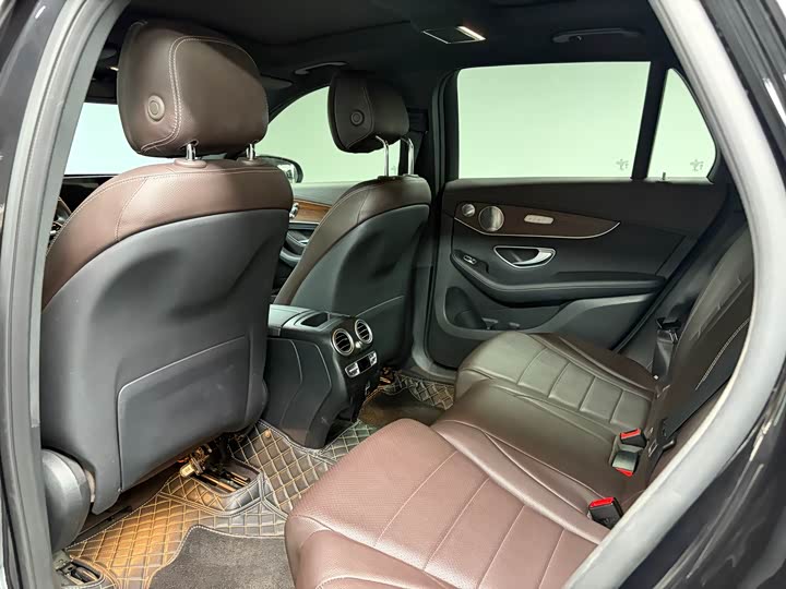 Mercedes-Benz GLC 2021 GLC 300 L 4 MATIC — фото 10