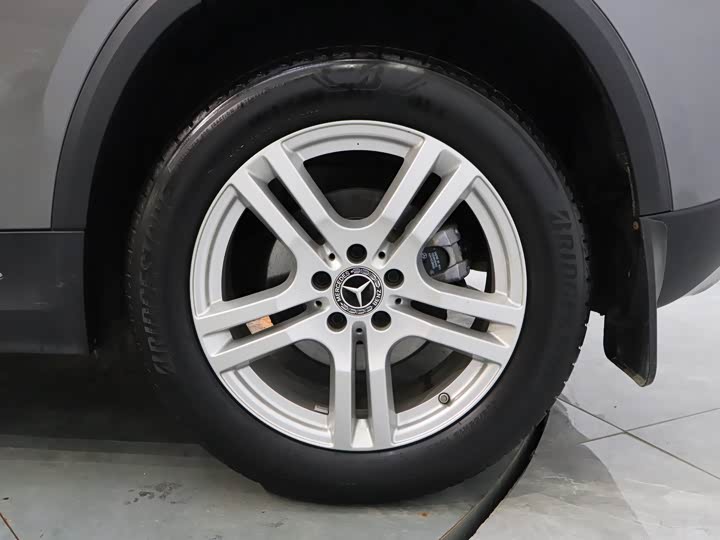 Mercedes-Benz GLA 2022 GLA 200 — фото 10