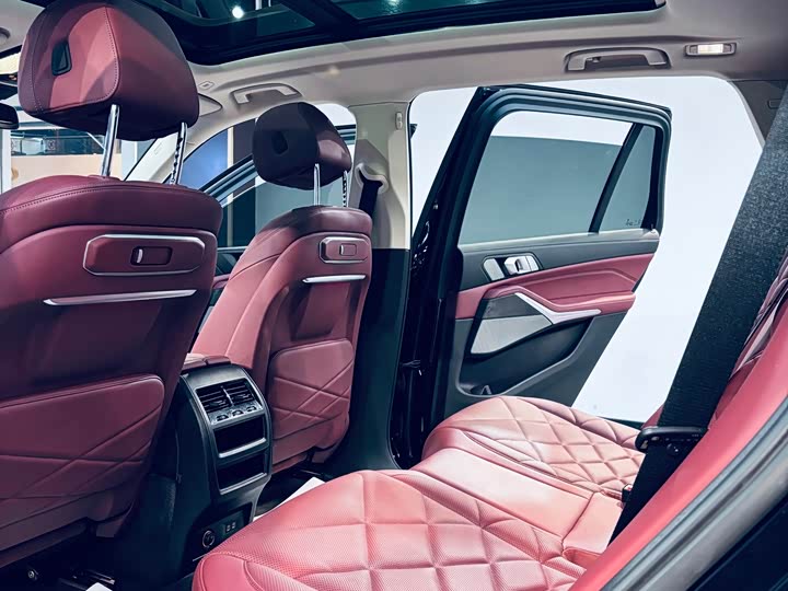 BMW X5 2023 x Drive 30 Li M — фото 11
