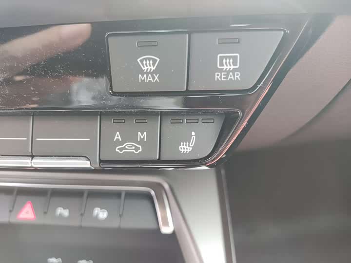 Audi A3 2026 Sportback 35 TFSI + — фото 10