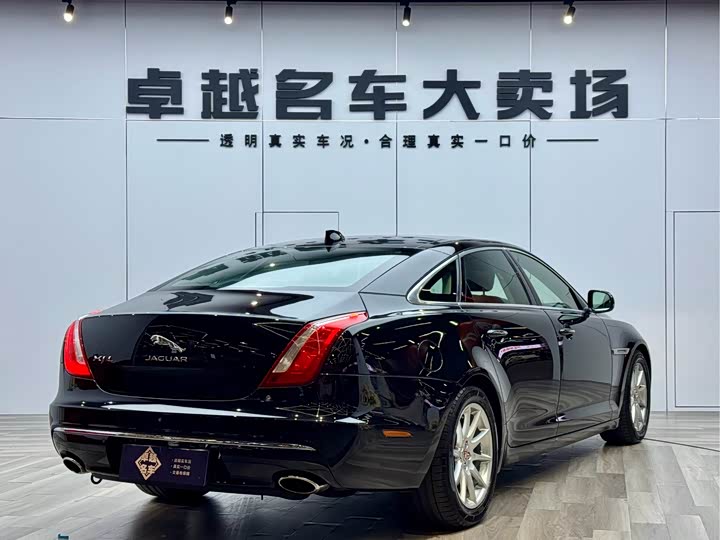 Jaguar XJ 2016 XJL 2.0 T 2 WD — фото 7