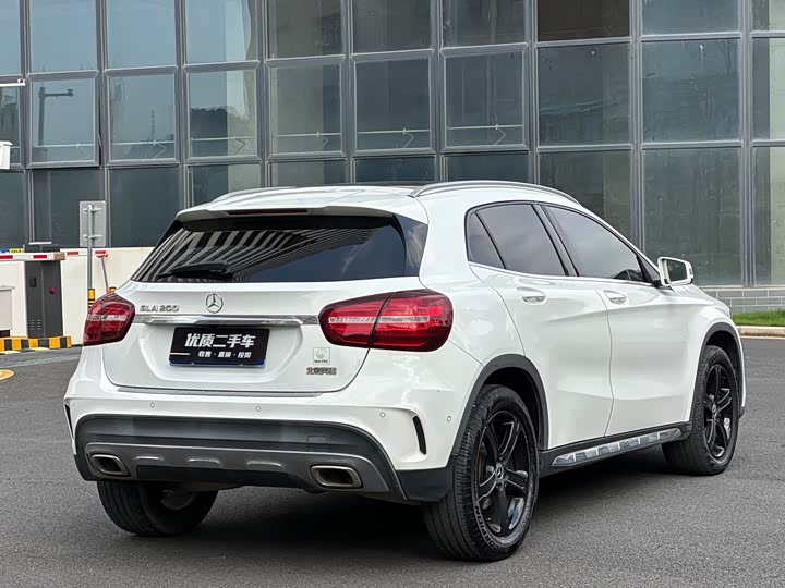 Mercedes-Benz GLA 2019 GLA 200 — фото 9