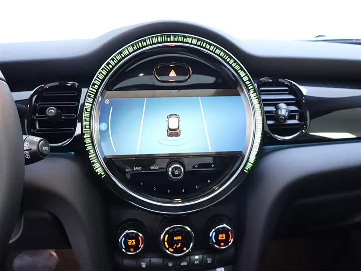MINI Hatch — фото 10