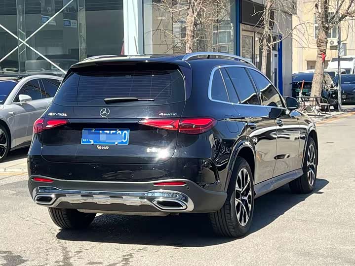 Mercedes-Benz GLC 2023 GLC 260 L 4 MATIC Luxury 5 — фото 8