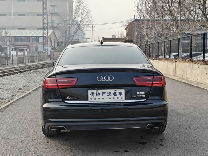 Audi A6L 2018 30 35 TFSI — фото 8
