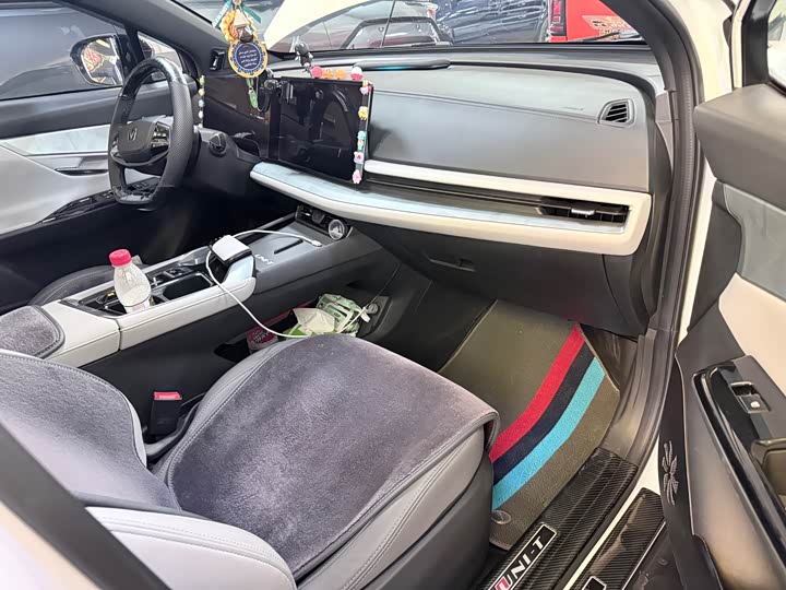 Changan UNI-T 2023 1.5 T Premium — фото 8
