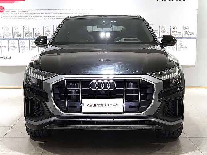 Audi Q8 2023 55 TFSI — фото 2