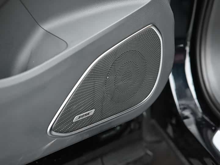 Hongqi HS5 2026 2.0 T 2 WD Pro — фото 12