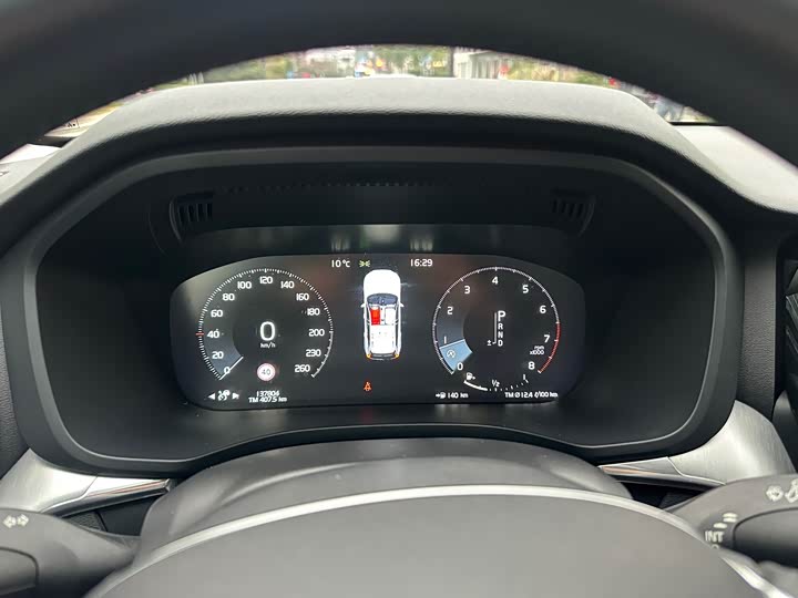 Volvo XC60 2019 T 5 4 WD VI — фото 4