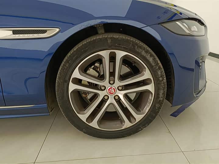 Jaguar XEL 2021 2.0 T 250 PS R-DYNAMIC S — фото 6