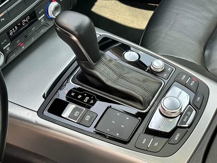 Audi A6L 45 TFSI quattro спорт — фото 13