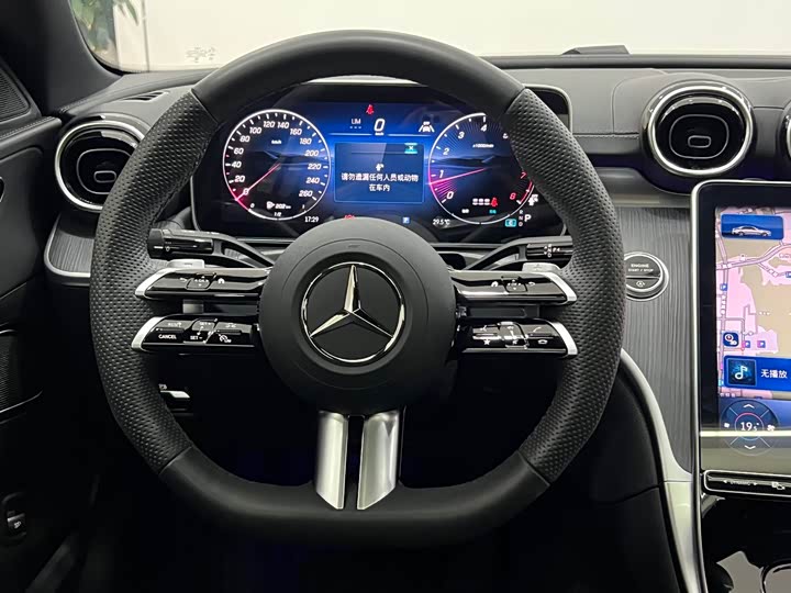 Mercedes-Benz C-Class 2025 C 200 L — фото 15