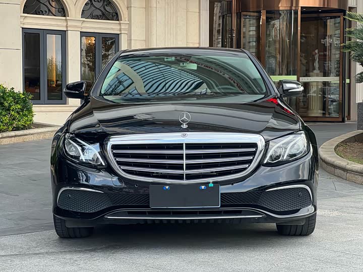 Mercedes-Benz E-Class рестайлинг E 200 L — фото 2