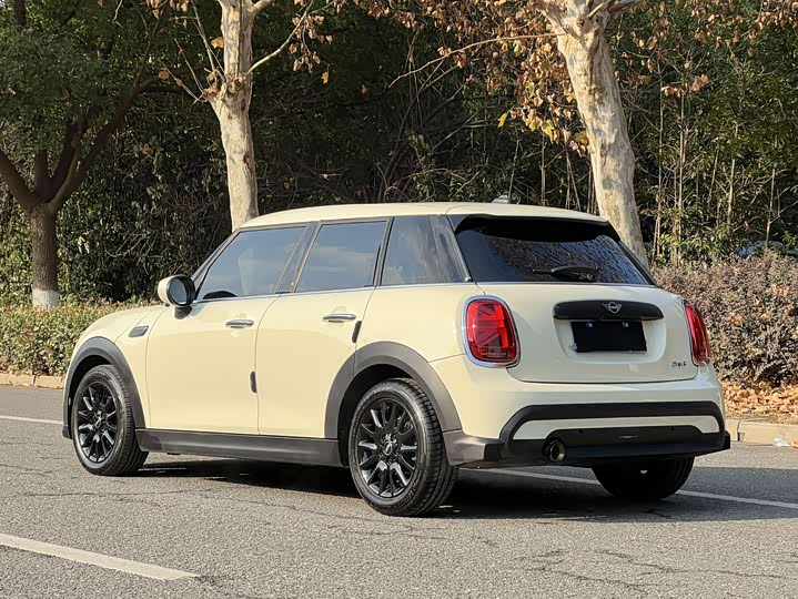 MINI Hatch — фото 16
