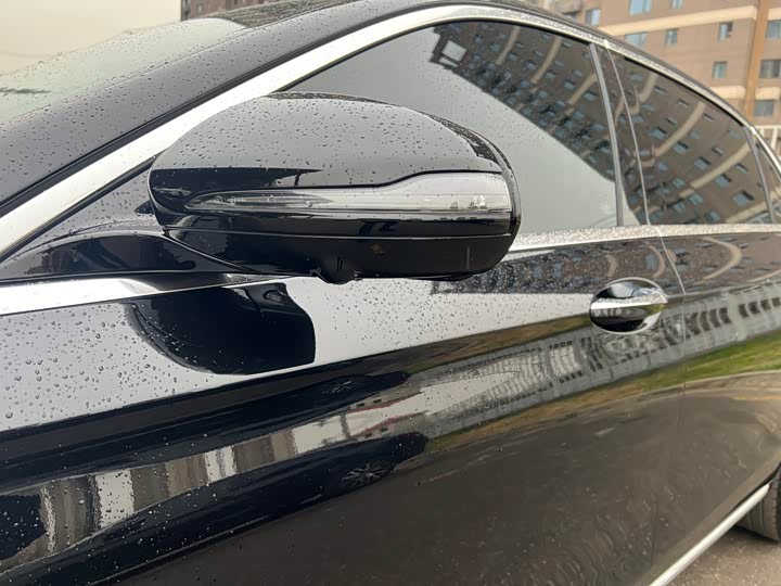 Mercedes-Benz E-Class 2023 E 300 L Luxury — фото 12