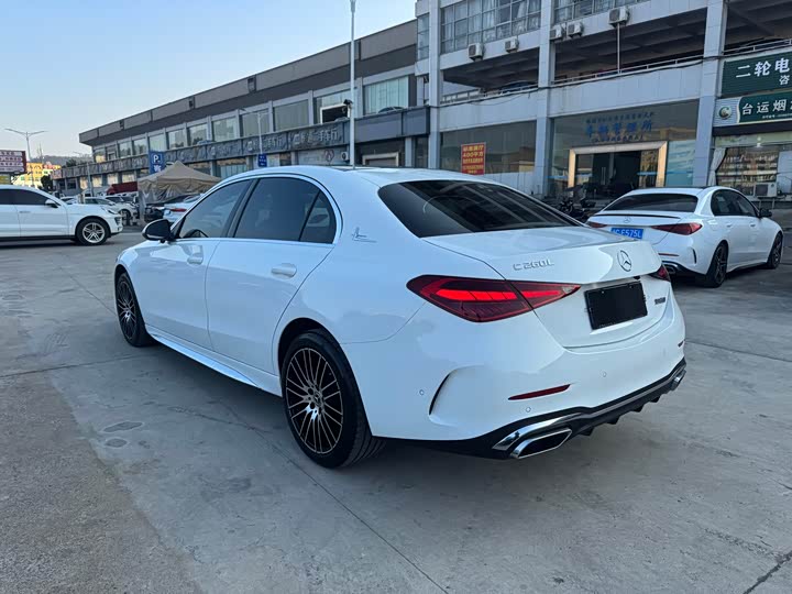 Mercedes-Benz C-Class 2024 C 260 L — фото 8